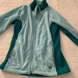 Mountain Hardware women’s lightweight jacket. Size small. Lightly worn